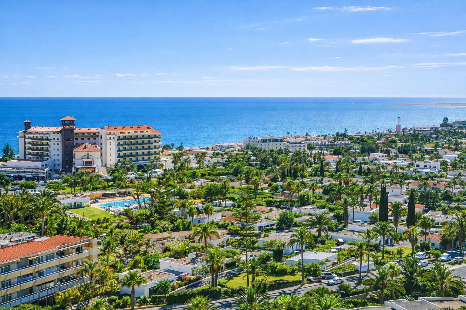 San Agustín, Gran Canaria — Vida tranquila à beira-mar com um ritmo mais calmo e um toque marítimo refinado.